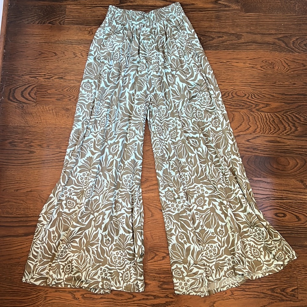 EUC Omika Jade Pant Size X-Small